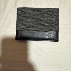 Fox Men's Charcoal and Black Card Holder